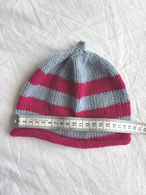 Godis in baby blue and pink, hand-knitted cashmere baby hat