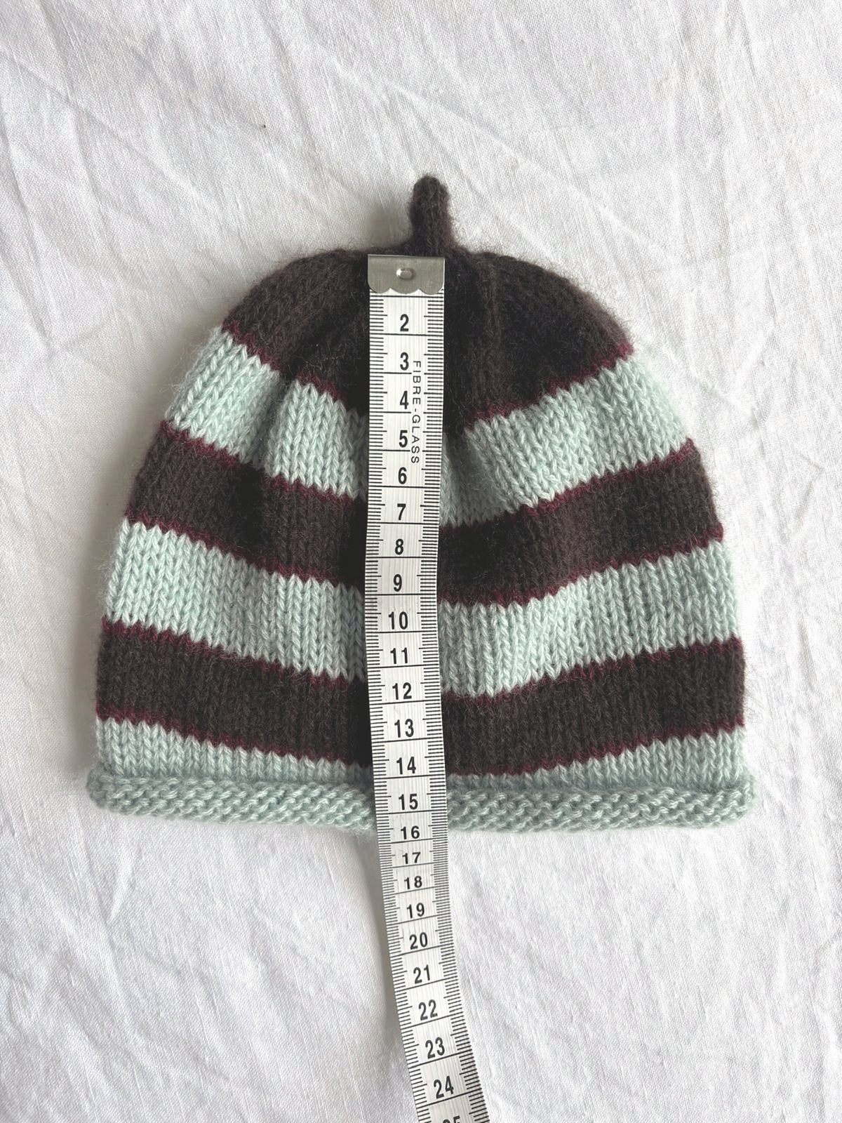Godis in light blue and brown, hand-knitted cashmere baby hat