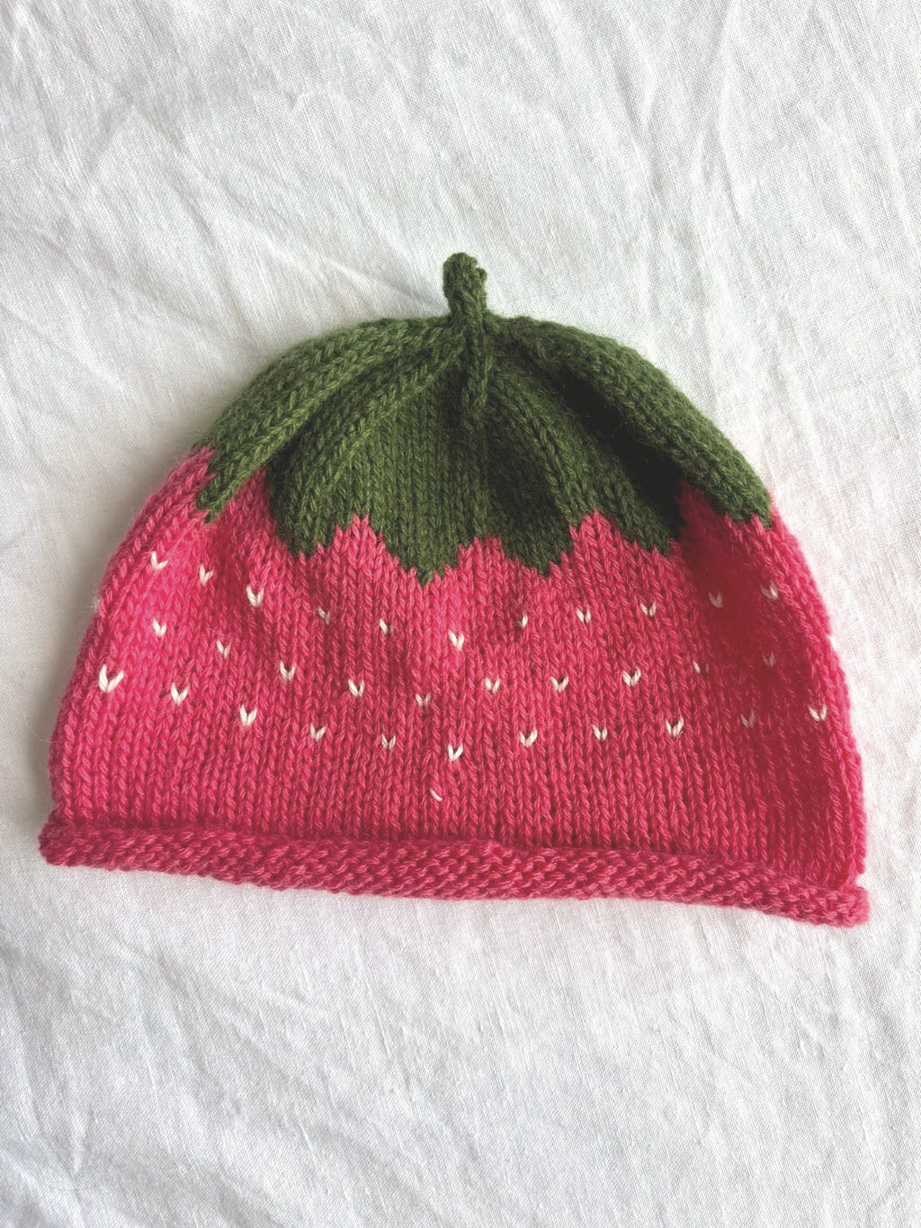 Smultron in hot pink, hand-knitted cashmere baby hat